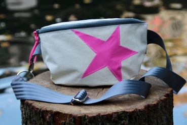 Segeltuch Bauchtasche mit pinken Stern